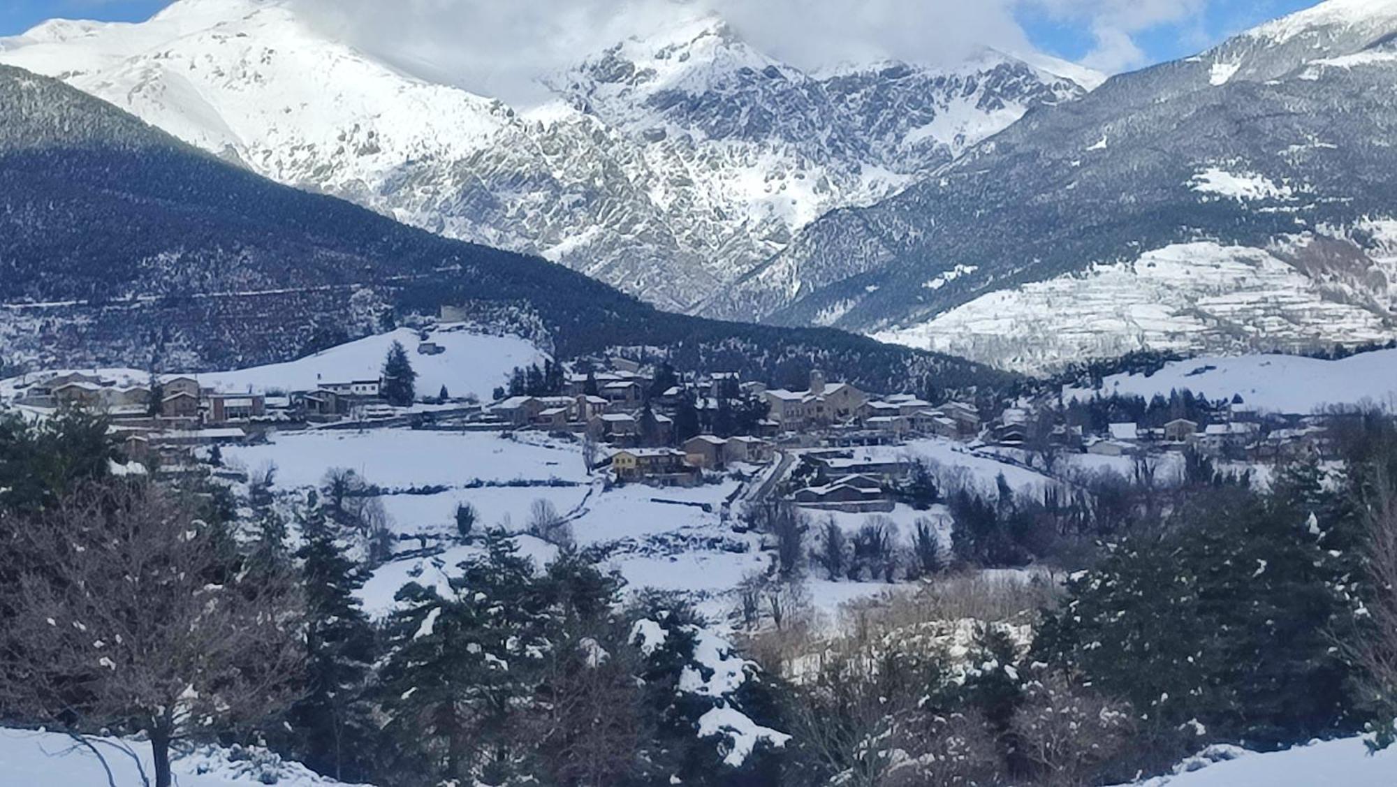 Can Tubau - Casa Rural - Apartaments Campelles Εξωτερικό φωτογραφία