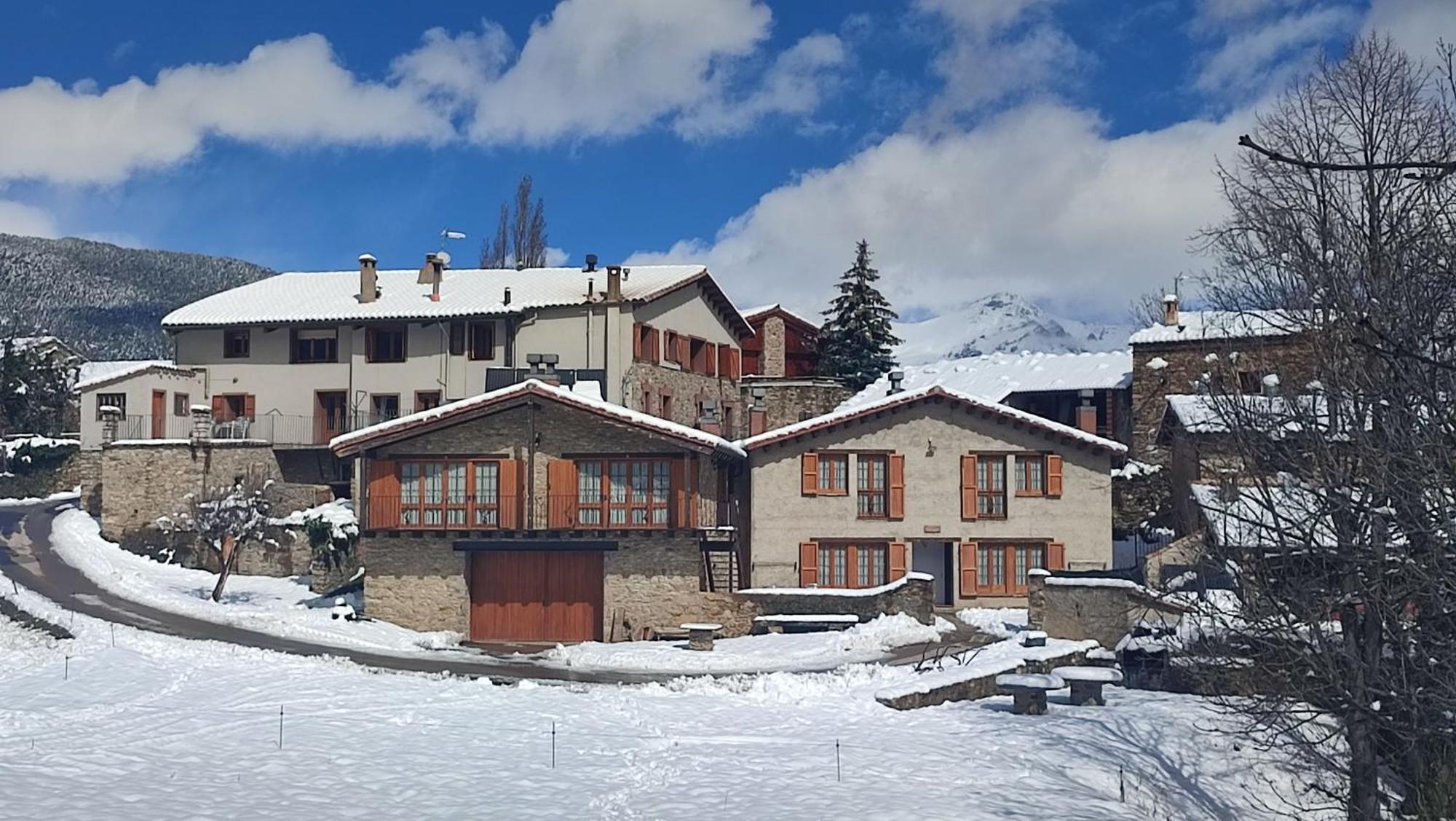 Can Tubau - Casa Rural - Apartaments Campelles Εξωτερικό φωτογραφία